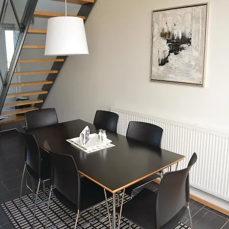Three-bedroom Romo With A Fireplace 09 Appartamento